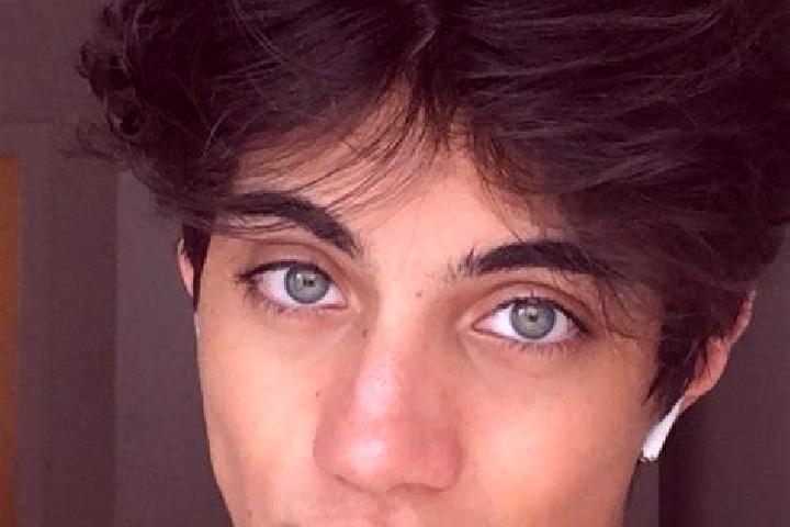 Quinn, 23, a chestnut grey-eyed indian companion based in Keokuk. Offering Couples, OWO, Tantra. Available for incall and outcall, day and evening dates.