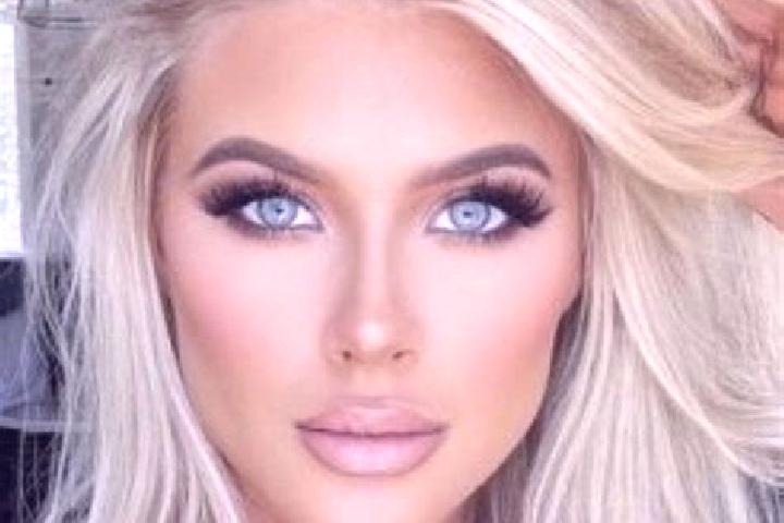 Quinn, 23, a platinum blonde dark-eyed mixed companion based in Glenwood City. Offering Striptease, Couples, CIM, Fetish. Available for incall and outcall, o...