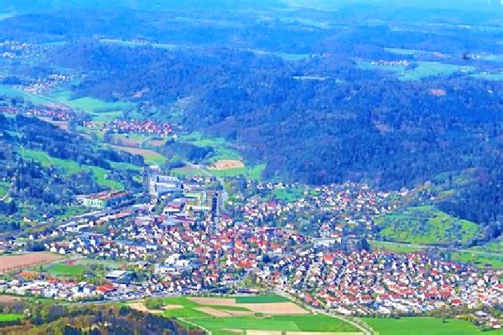 Quinn, 23 — Escort in Sulzbach an der Murr, Germany