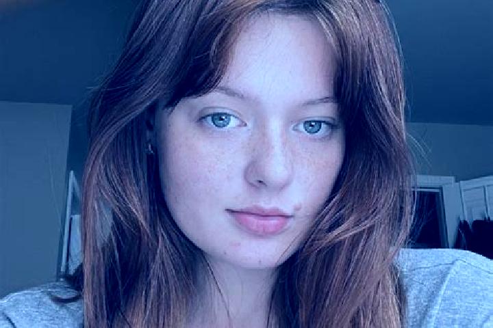 Quinn, 24, a red blue-eyed indian companion based in Beregazzo con Figliaro. Offering GFE, Travel Companion, 69, BDSM, Striptease. Available for incall and o...
