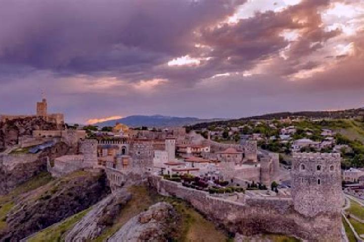 Quinn, 24 — Escort in Akhaltsikhe, Georgia