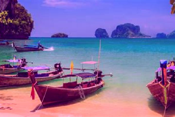 Quinn, 24 — Escort in Bang Khan, Thailand
