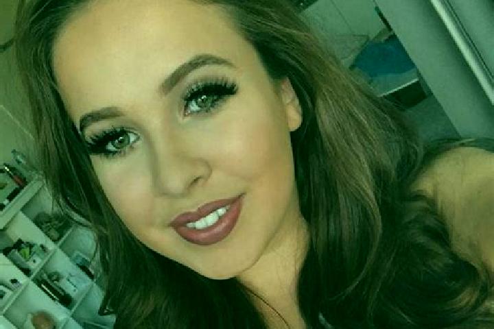Quinn, 25, a chestnut green-eyed european companion based in Tusilovic. Offering Fetish, BDSM, CIM, Party Girl, Dinner Date. Available for incall and outcall...