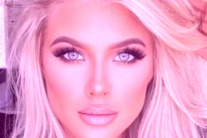 Quinn, 25, a platinum blonde brown-eyed latina companion based in Kendall Square. Offering Domination, 69, Striptease, Travel Companion. Available for incall...