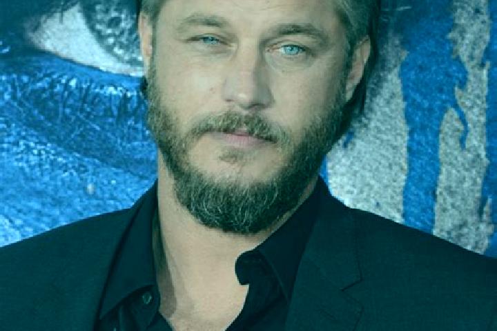 Quinn, 26, a dark blonde blue-eyed caucasian companion based in Valea Vintului. Offering Duos, Tantra, OWO. Available for incall and outcall, day and evening...