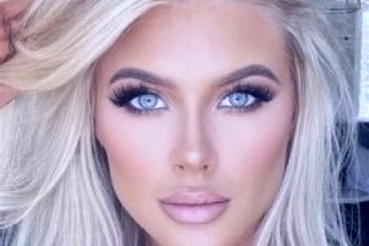 Quinn, 27, a platinum blonde amber-eyed mixed companion based in Bad Khowreh. Offering OWO, Prostate Massage, Domination. Available for incall and outcall, o...