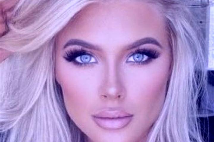 Quinn, 27, a platinum blonde brown-eyed caribbean companion based in Banjar Gede. Offering A-Level, Prostate Massage, Couples, Striptease. Available for inca...