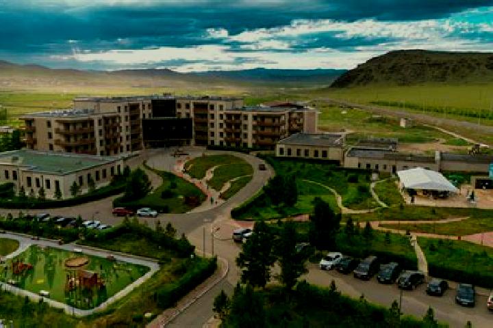 Quinn, 27 — Escort in Khujirt, Mongolia