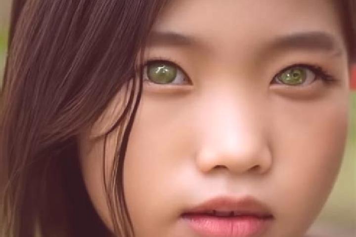 Quinn, 29, a brunette green-eyed asian companion based in Arreau. Offering Travel Companion, Dinner Date, BDSM, Overnight. Available for incall and outcall, ...