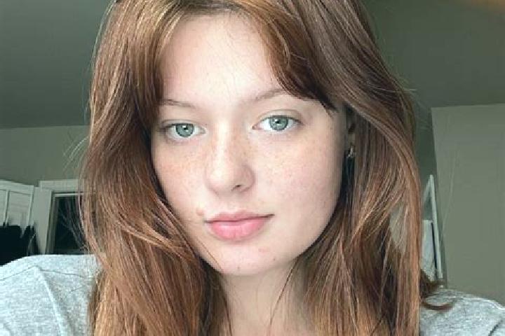 Quinn, 29, a red grey-eyed caucasian companion based in Grifton. Offering Roleplay, CIM. Available for incall and outcall, overnight bookings available.