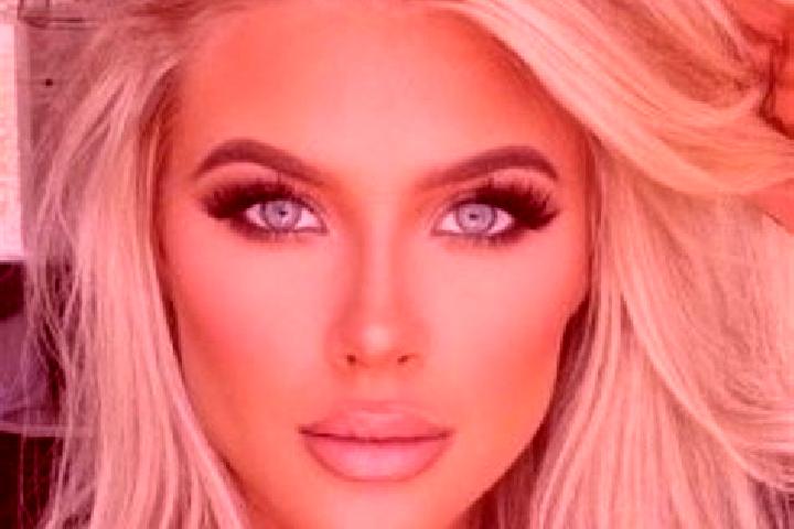 Quinn, 30, a platinum blonde dark-eyed mediterranean companion based in Dingbao. Offering Deep French Kissing, Fetish, Girlfriend Experience. Available for i...