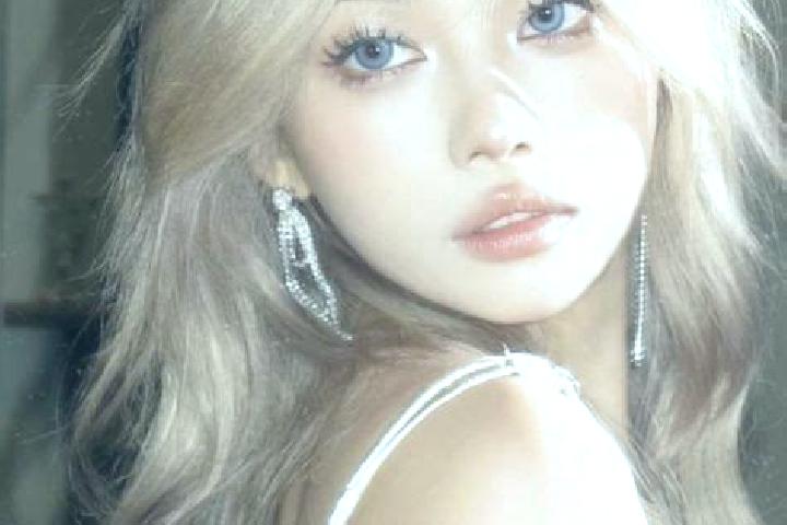 Quinn, 31, a blonde dark-eyed asian companion based in Andrid. Offering A-Level, Striptease, OWO. Available for incall and outcall, day and evening dates.