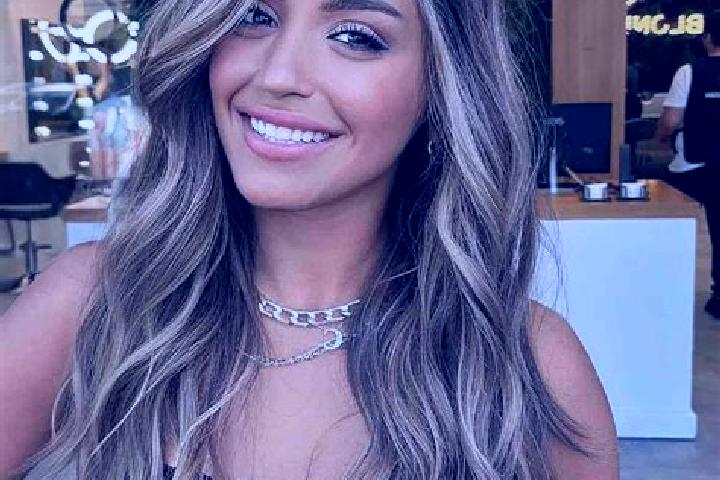 Quinn, 31, a dark blonde grey-eyed middle eastern companion based in Bobia. Offering OWO, Party Girl, Massage. Available for incall and outcall, day and even...