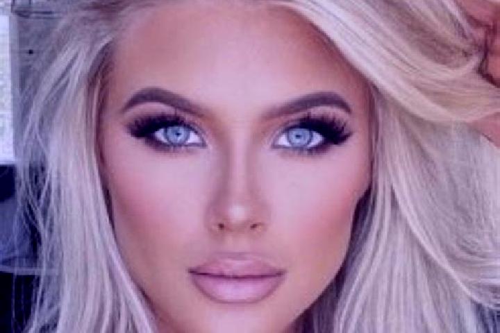 Quinn, 31, a platinum blonde green-eyed middle eastern companion based in Rovisce. Offering CIM, Fetish, BDSM, Party Girl, A-Level. Available for incall and ...