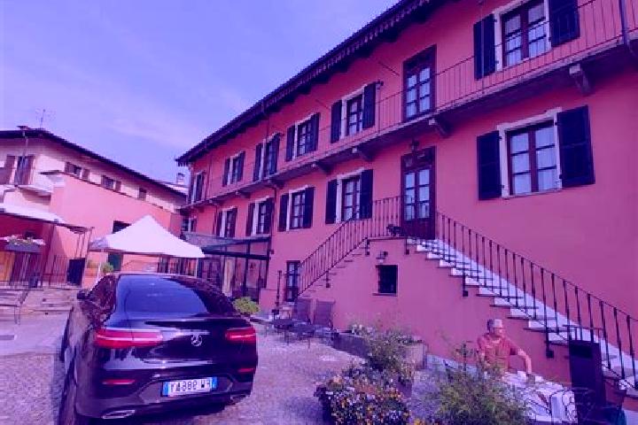 Quinn, 31 — Escort in Villa San Secondo, Italy
