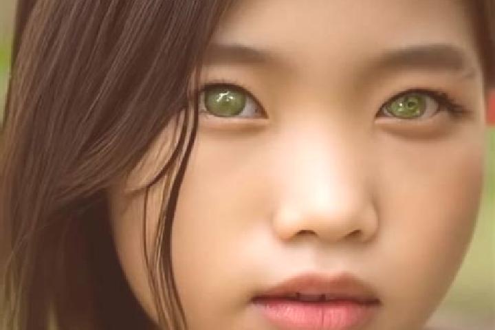 Quinn, 32, a brunette green-eyed asian companion based in Yesiloez. Offering Prostate Massage, Duos, Travel Companion. Available for incall and outcall, over...