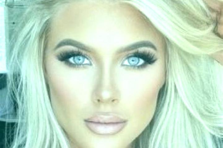 Quinn, 32, a platinum blonde grey-eyed middle eastern companion based in Waling. Offering Tantra, BDSM, Striptease, Overnight. Available for incall and outca...