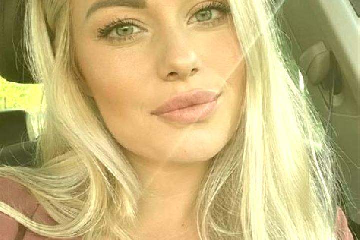 Quinn, 33, a blonde hazel-eyed mixed companion based in San Felipe Quiriceo. Offering Roleplay, Erotic Massage, Duos. Available for incall and outcall, day a...