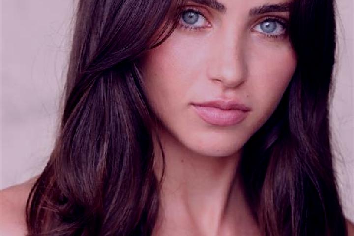 Quinn, 33, a red brown-eyed caucasian companion based in Eycheil. Offering GFE, Prostate Massage, Striptease. Available for incall and outcall, overnight boo...