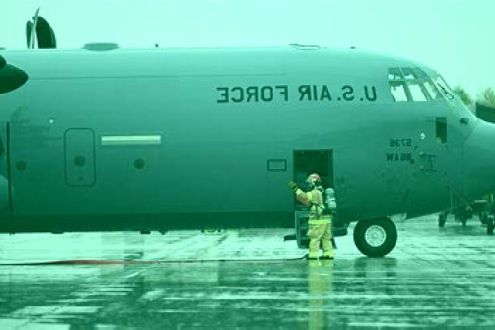 Quinn, 33 — Escort in March Air Force Base, United States