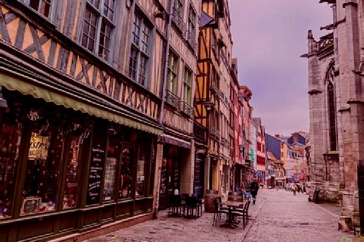 Quinn, 33 — Escort in Vieux-Rouen-sur-Bresle, France