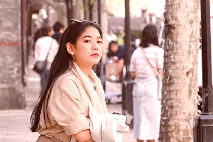 Quinn, 34 — Escort in Jiale, China