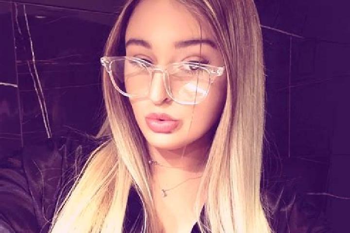 Quinn, 34 — Escort in Poiana Copaceni, Romania