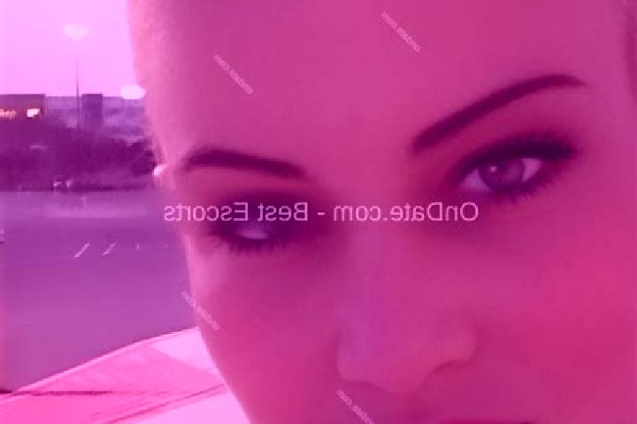 Quinn, 34 — Escort in Zirun, China