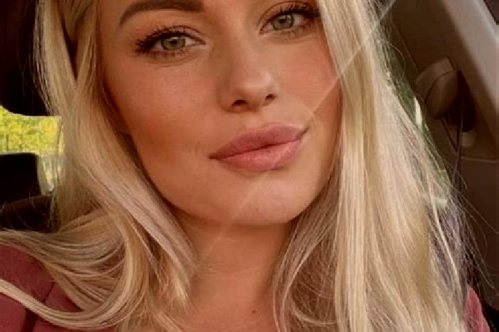 Quinn, 35, a blonde hazel-eyed asian companion based in Strokestown. Offering Prostate Massage, Domination, Massage, Deep French Kissing. Available for incal...