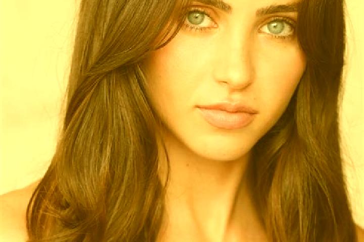 Quinn, 35, a brunette dark-eyed mixed companion based in Mengerskirchen. Offering Overnight, Massage, Fetish, Girlfriend Experience. Available for incall and...