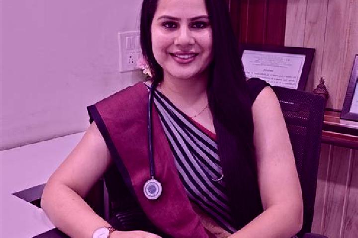 Quinn, 35 — Escort in Chaibasa, India