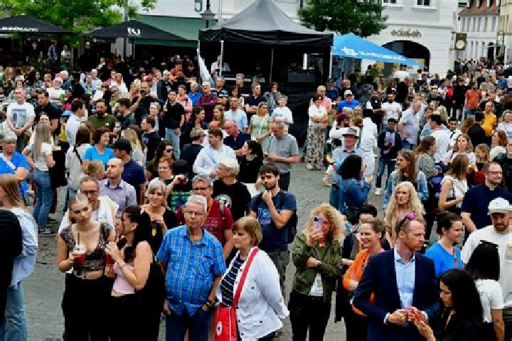 Quinn, 35 — Escort in Thomm, Germany
