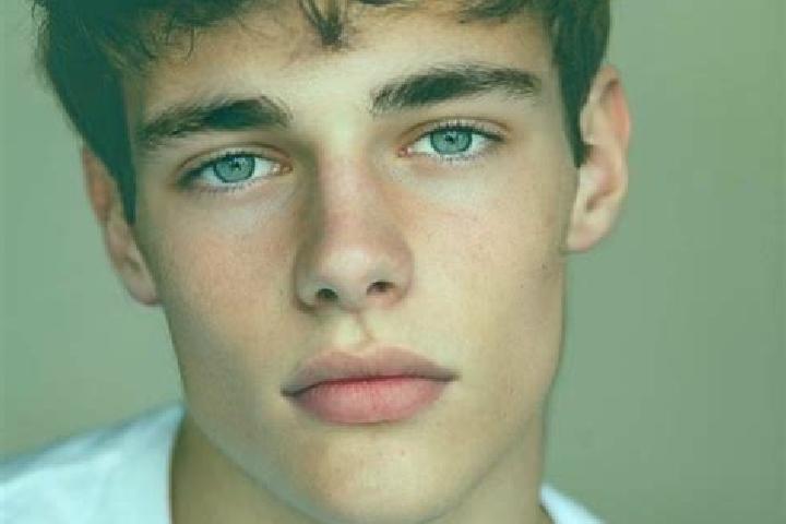 Quinn, 37, a blonde brown-eyed caucasian companion based in Muara Sabak. Offering Tantra, 69, Duos, Roleplay. Available for incall and outcall, overnight boo...