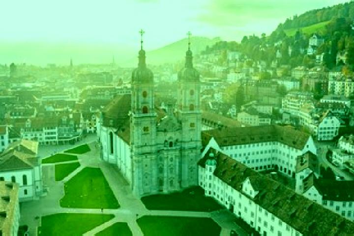 Quinn, 37 — Escort in Altenmarkt bei Sankt Gallen, Austria