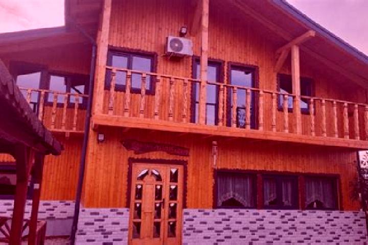Quinn, 37 — Escort in Gura Idrici, Romania