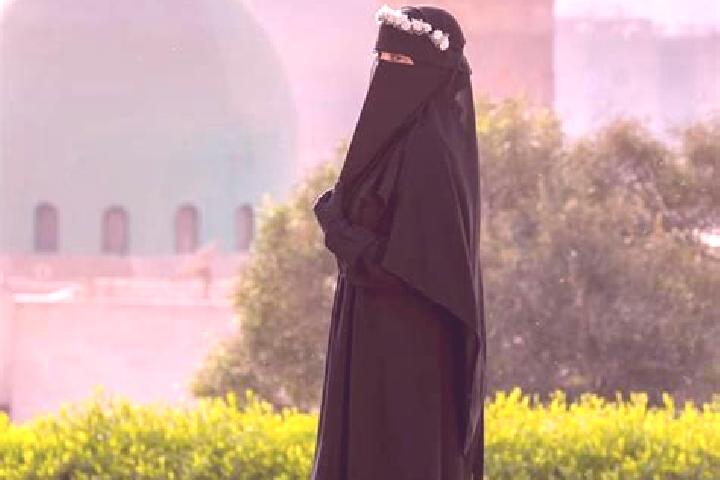 Quinn, 39, a black dark-eyed asian companion based in Burkah. Offering GFE, Travel Companion, Duos. Available for incall and outcall, overnight bookings avai...