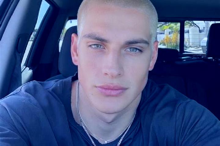 Quinn, 39, a blonde grey-eyed slavic companion based in At Turbah. Offering Overnight, Duos, Fetish, A-Level. Available for incall and outcall, overnight boo...