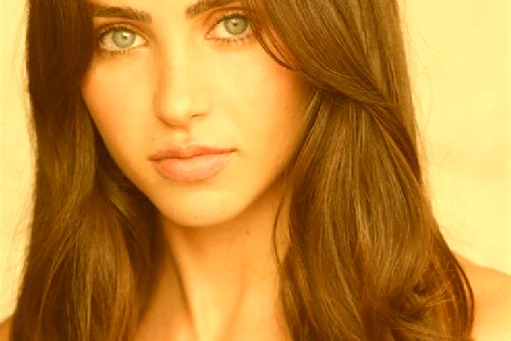 Riley, 20, a brunette brown-eyed latina companion based in Pielesti. Offering Tantra, Party Girl, Domination, Prostate Massage, BDSM. Available for incall an...