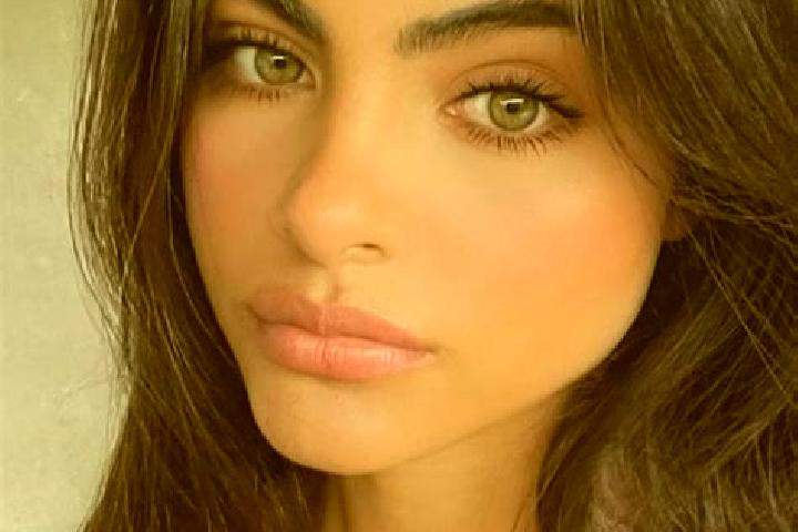 Riley, 20, a chestnut dark-eyed indian companion based in Ketelhaven. Offering A-Level, Duos, Tantra, Travel Companion, Fetish. Available for incall and outc...