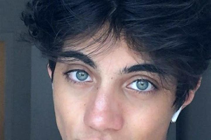 Riley, 20, a chestnut grey-eyed indian companion based in Dicmo Prisoje. Offering Striptease, A-Level, Massage, Erotic Massage, OWO. Available for incall and...
