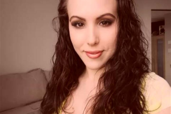 Riley, 21, a brunette amber-eyed indian companion based in Copandaro de Galeana. Offering Couples, Prostate Massage, Roleplay. Available for incall and outca...