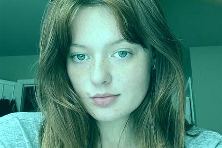 Riley, 21, a red grey-eyed asian companion based in Avarpuri. Offering Duos, OWO, Girlfriend Experience, 69. Available for incall and outcall, overnight book...