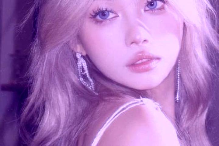 Riley, 22, a black blue-eyed asian companion based in Xiaoshiqiao. Offering GFE, Dinner Date, Travel Companion. Available for incall and outcall, overnight b...