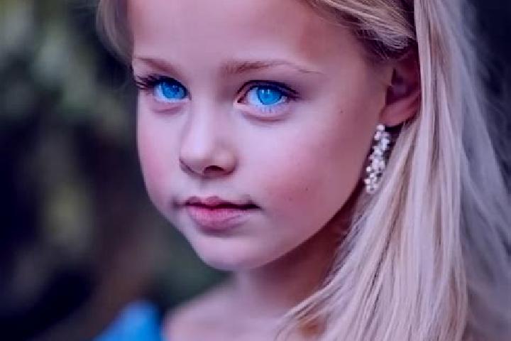Riley, 22, a blonde blue-eyed indian companion based in La Limita de Itaje. Offering BDSM, 69, Party Girl, Dinner Date, Prostate Massage. Available for incal...