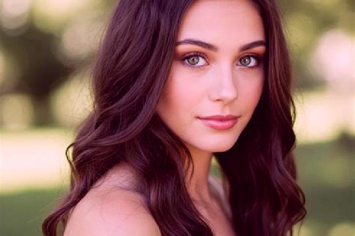 Riley, 22, a brunette hazel-eyed mixed companion based in Montfort-le-Gesnois. Offering OWO, Prostate Massage, Massage, Girlfriend Experience. Available for ...