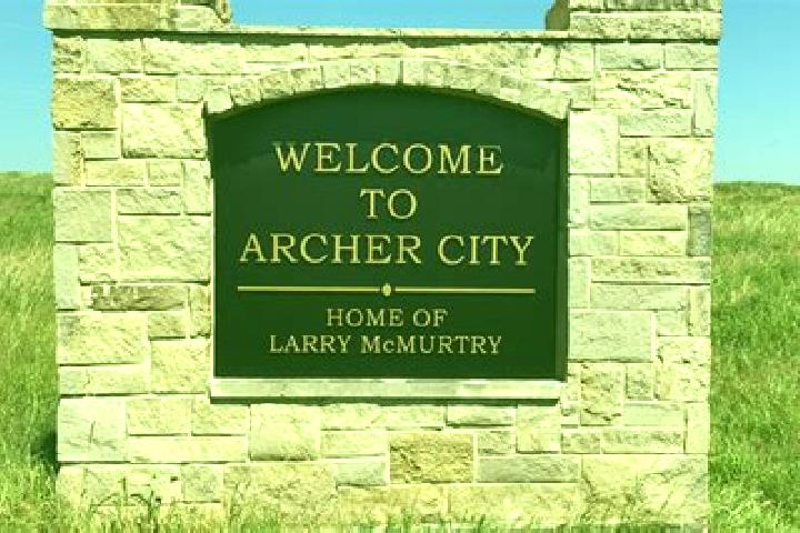 Riley, 22 — Escort in Archer City, United States