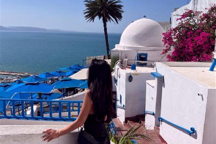 Riley, 22 — Escort in Bou Attouche, Tunisia