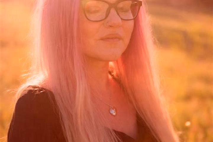 Riley, 22 — Escort in Kimberly, United States