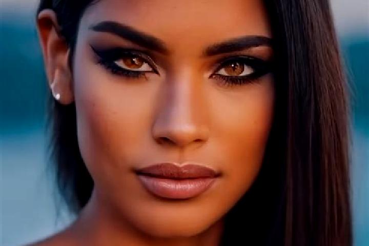 Riley, 23, a blonde amber-eyed latina companion based in Potet. Offering Party Girl, GFE, Girlfriend Experience, Striptease. Available for incall and outcall...