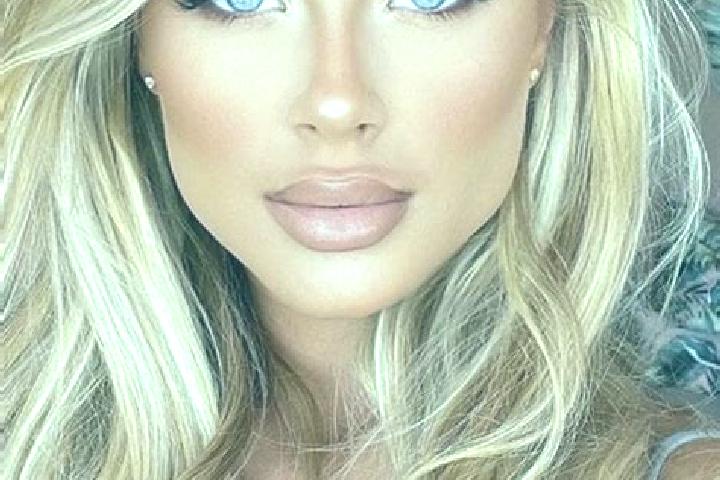 Riley, 23, a chestnut blue-eyed latina companion based in Kunreuth. Offering Tantra, Duos, Girlfriend Experience, Party Girl. Available for incall and outcal...